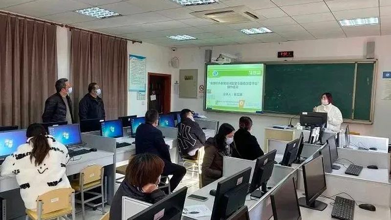 电工培训价格揭秘：影响因素及合理预算